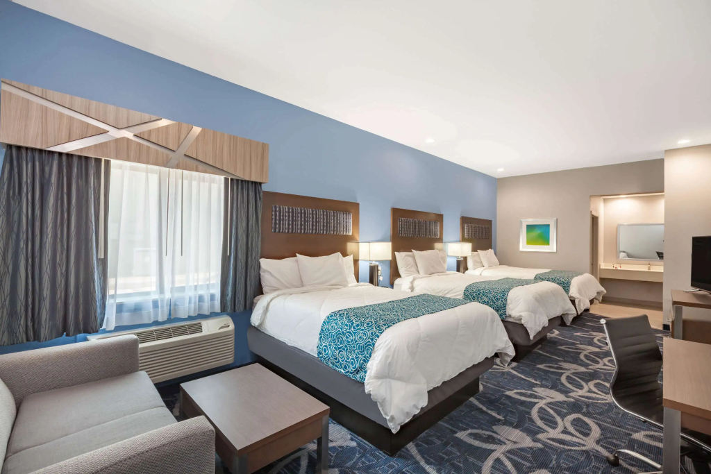 Baymont by Wyndham Houston Hobby Airport - 4