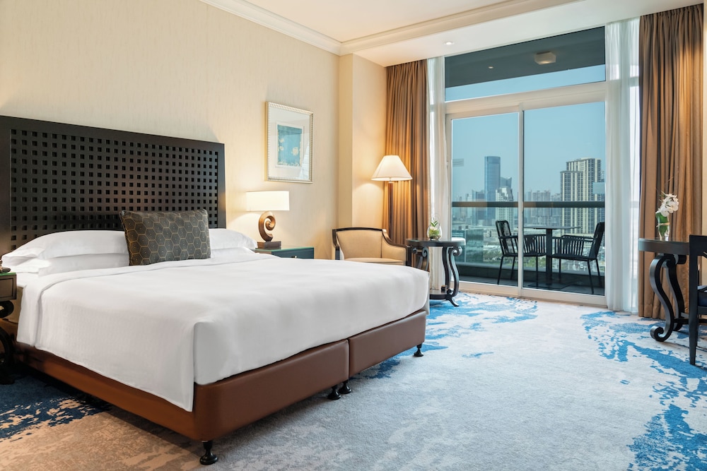 Beach Rotana - 4