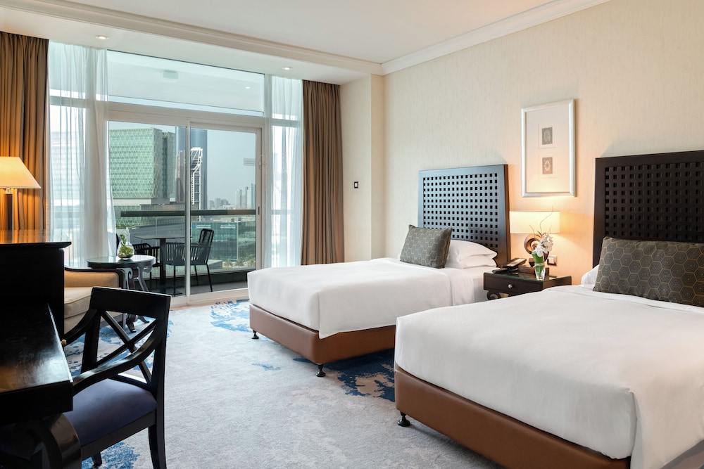 Beach Rotana - 5