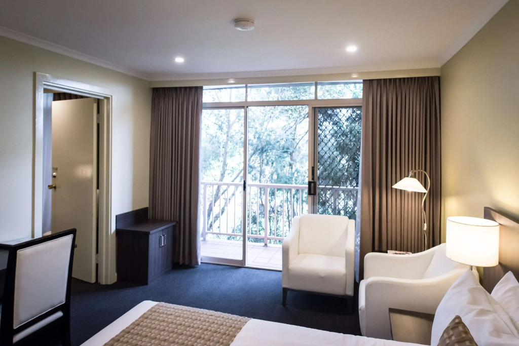 Best Western Airport Motel and Convention Centre - 4