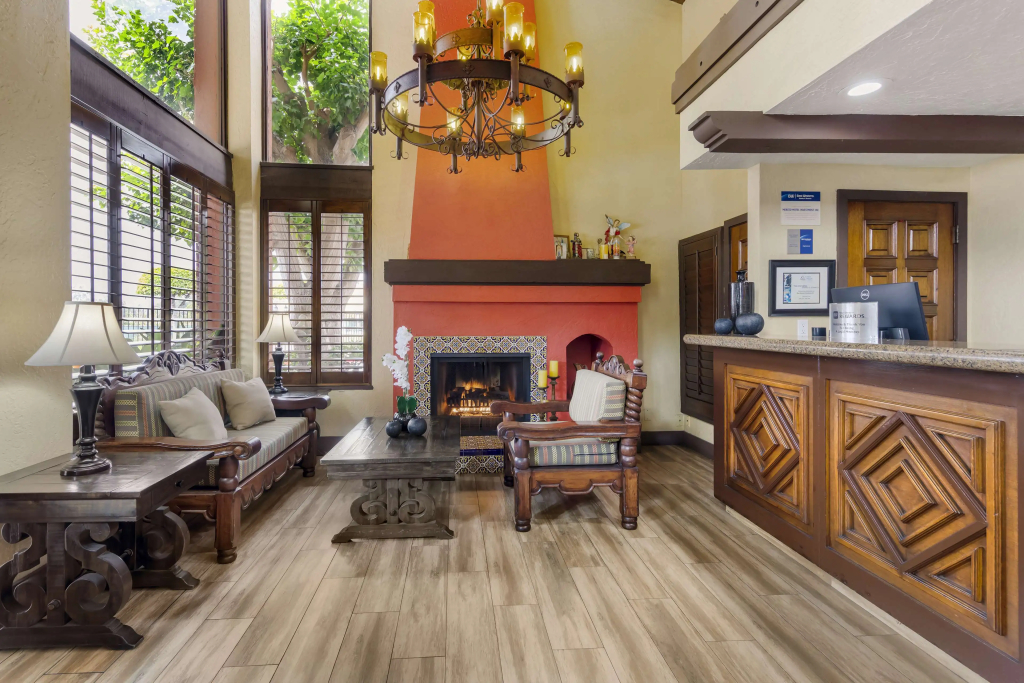 Best Western Americana Inn - 3