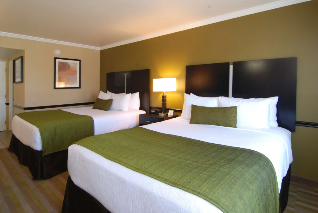 Best Western Canoga Park Motor Inn - 3