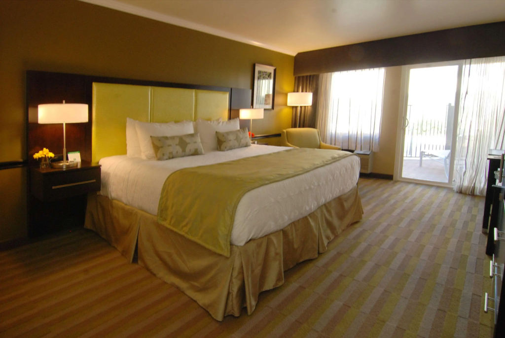 Best Western Canoga Park Motor Inn - 4