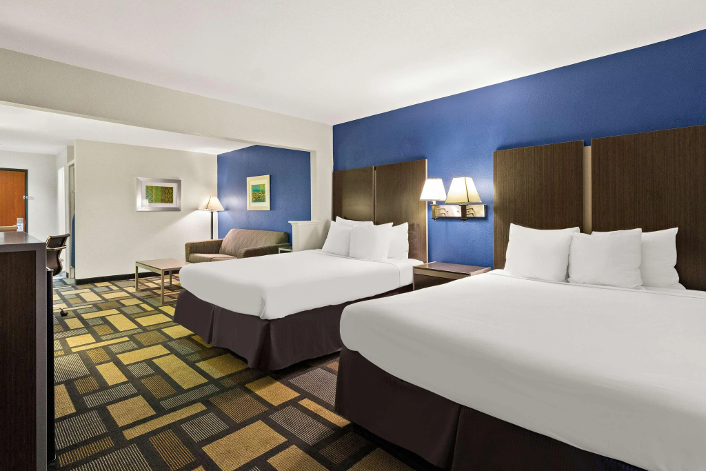 Best Western Galleria Inn & Suites - 3