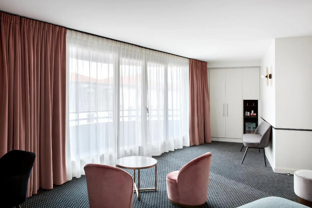 Best Western Hotel Du Pont Wilson - 4