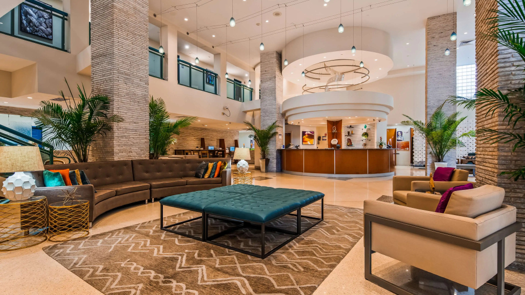Best Western Plus Atlantic Beach Resort - 2