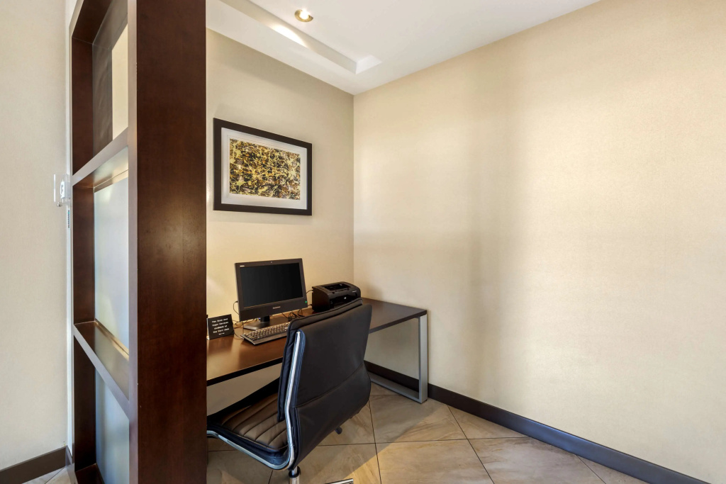 Best Western Plus Edmonton Airport - 5