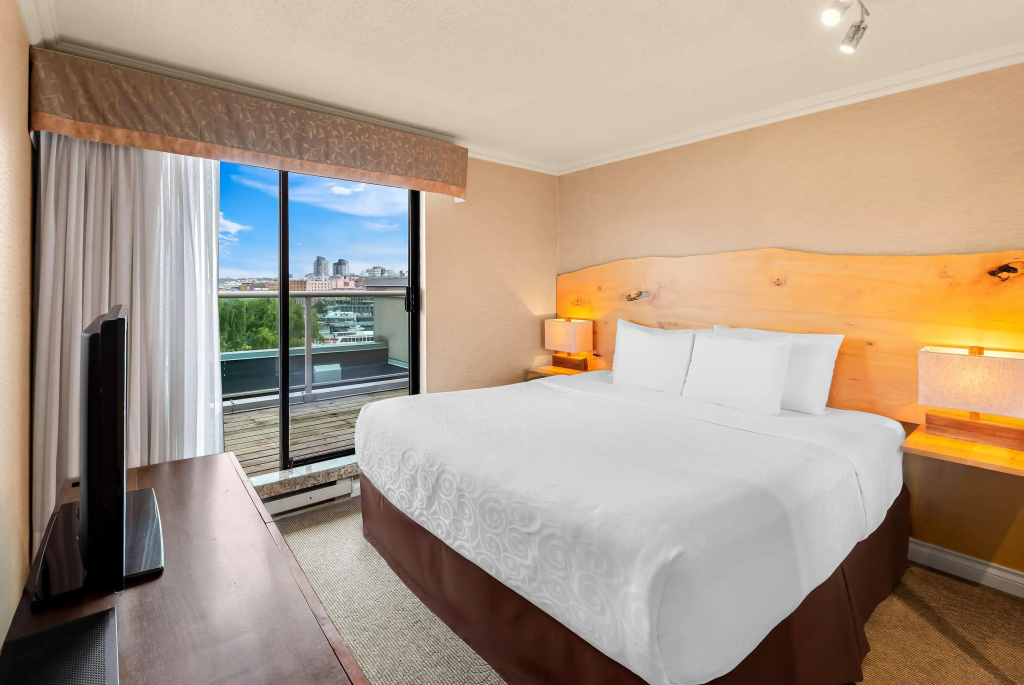 Best Western Plus Inner Harbour - 3