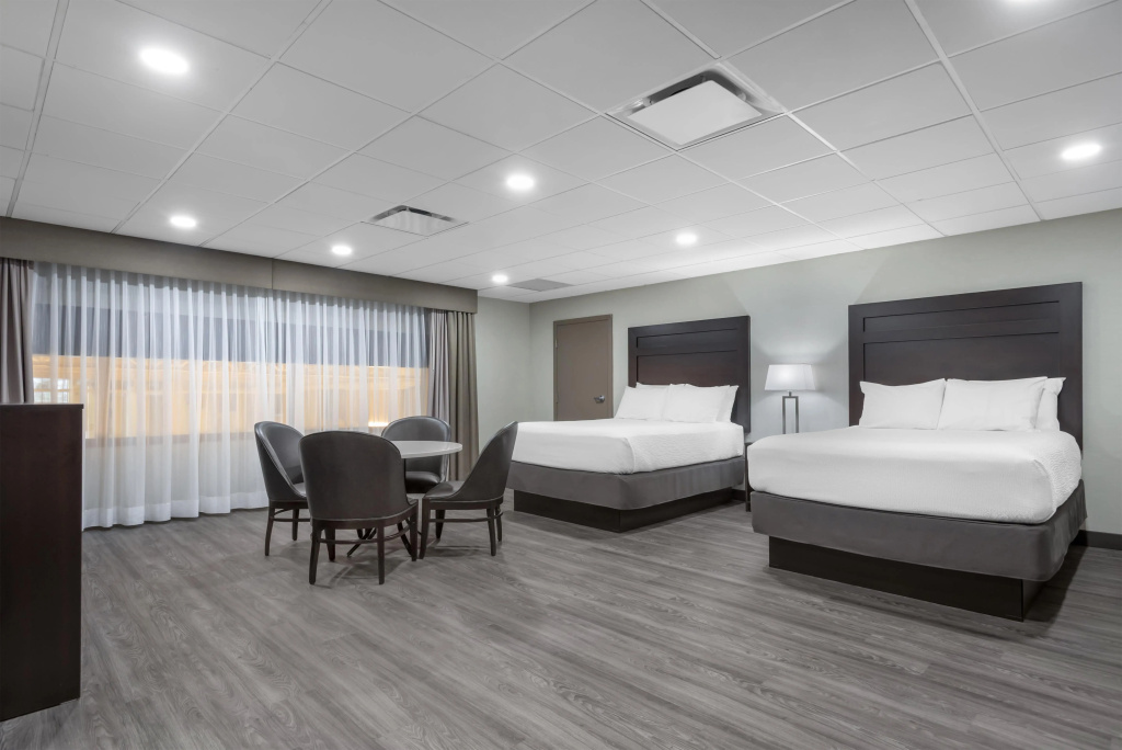 Best Western Plus Port O'Call Hotel - 3