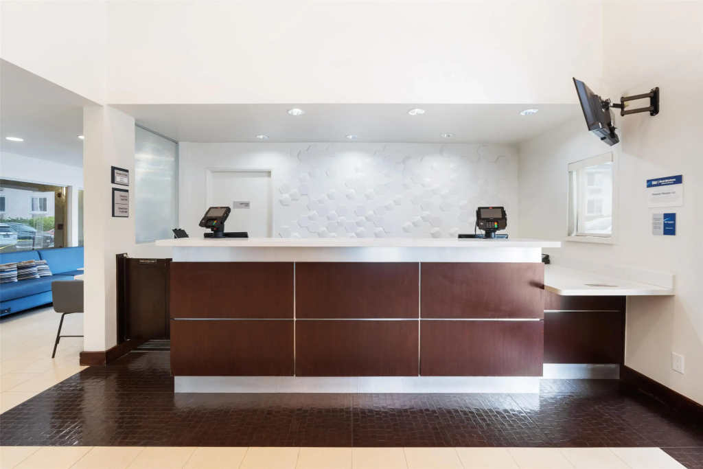 Best Western San Diego/Miramar Hotel - 2