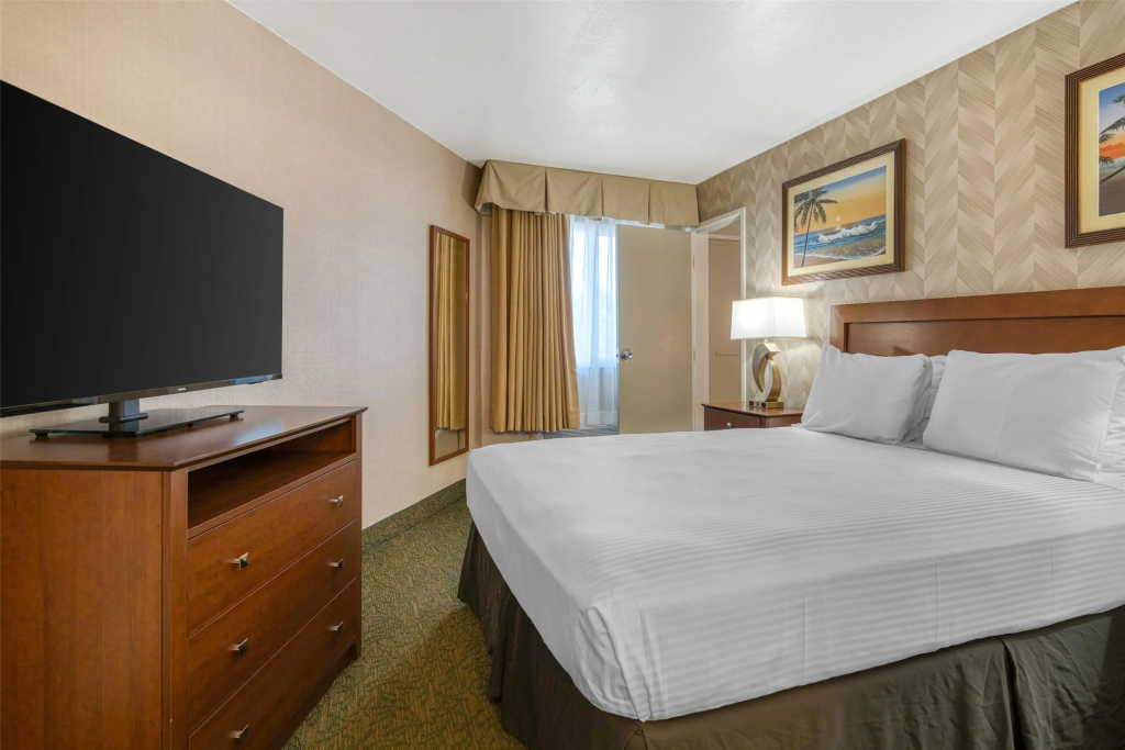 Best Western Seven Seas - 4