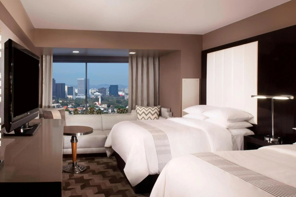 Beverly Hills Marriott - 5