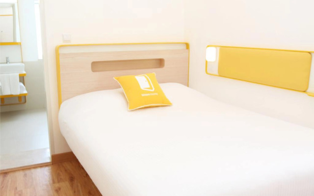 Bloomrooms @ New Delhi Railway Station - 4