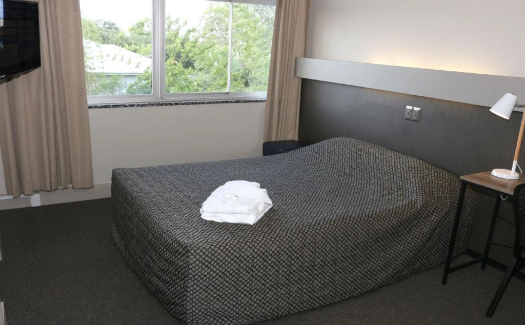 Brighton Hotel - 3