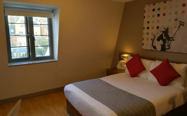 Britannia Study Hotel - 3