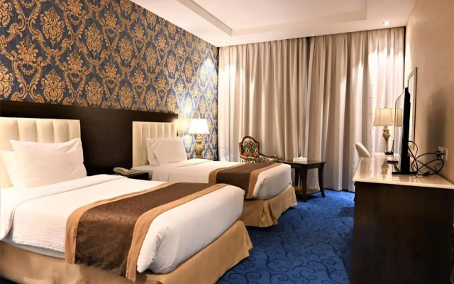 CRYSTAL PLAZA AL MAJAZ HOTEL - 2