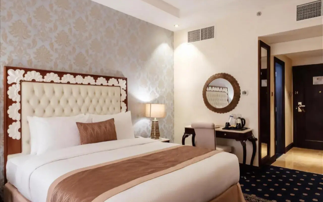 CRYSTAL PLAZA AL MAJAZ HOTEL - 3