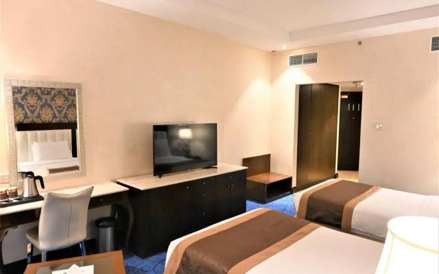 CRYSTAL PLAZA AL MAJAZ HOTEL - 4