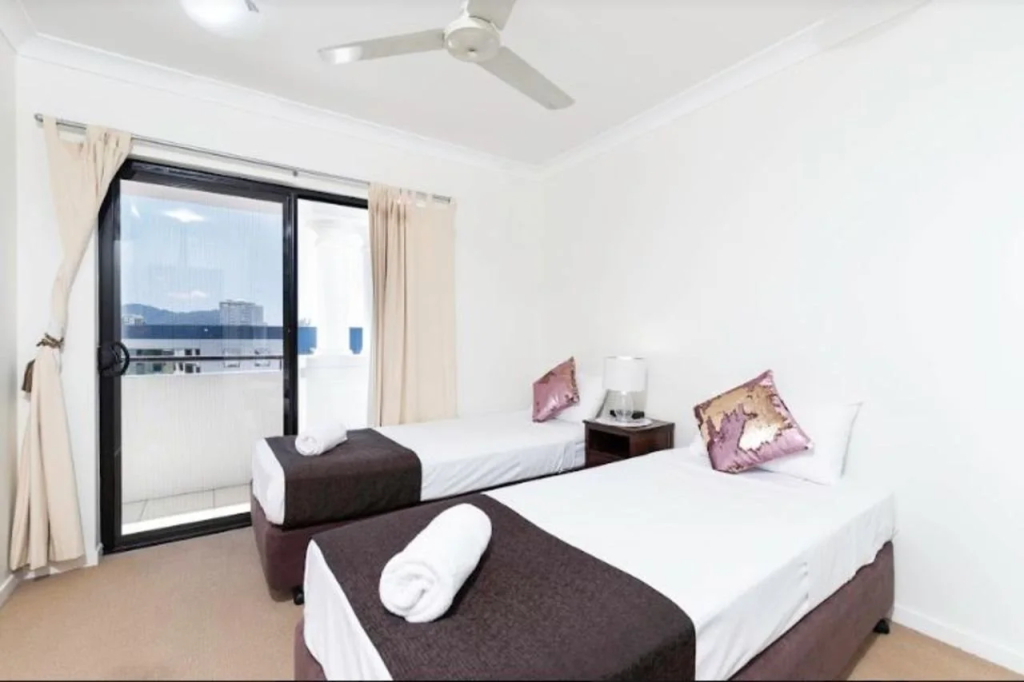 Cairns City Apartments - 4