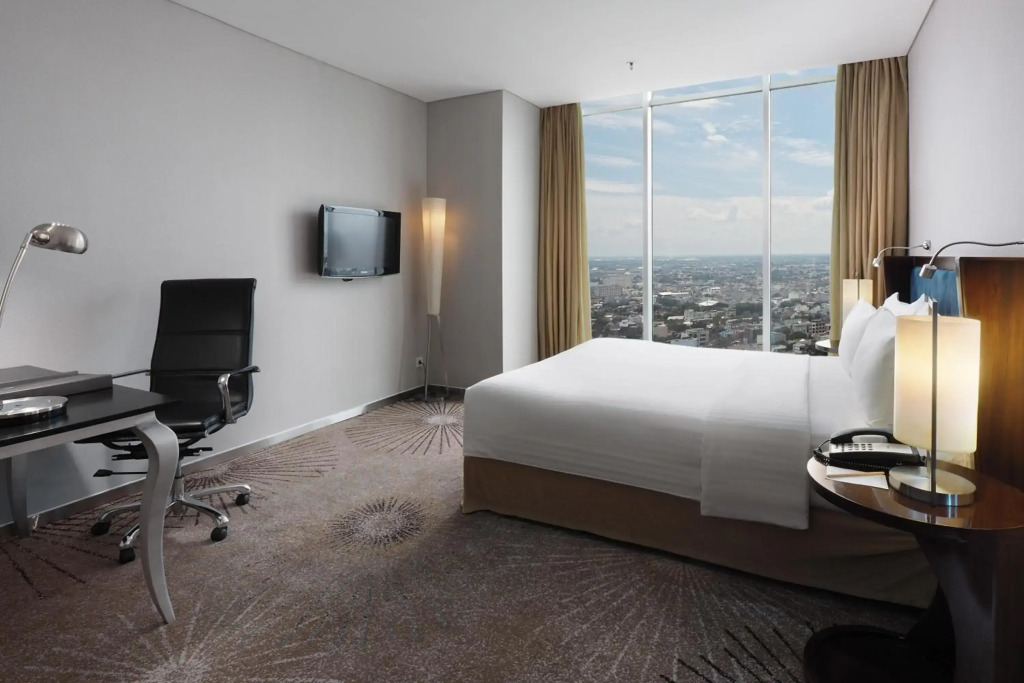 Cambridge Hotel Medan - 3