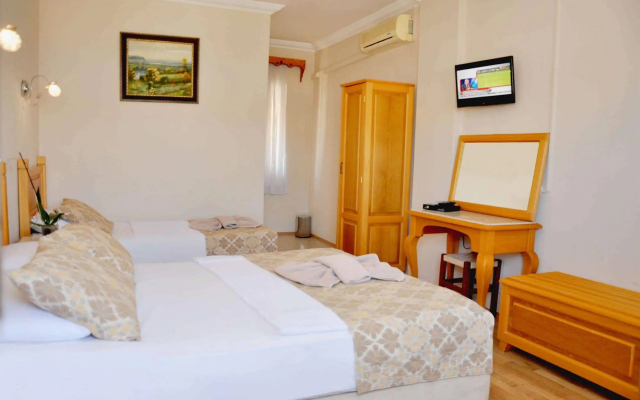 Can Hotel - 4