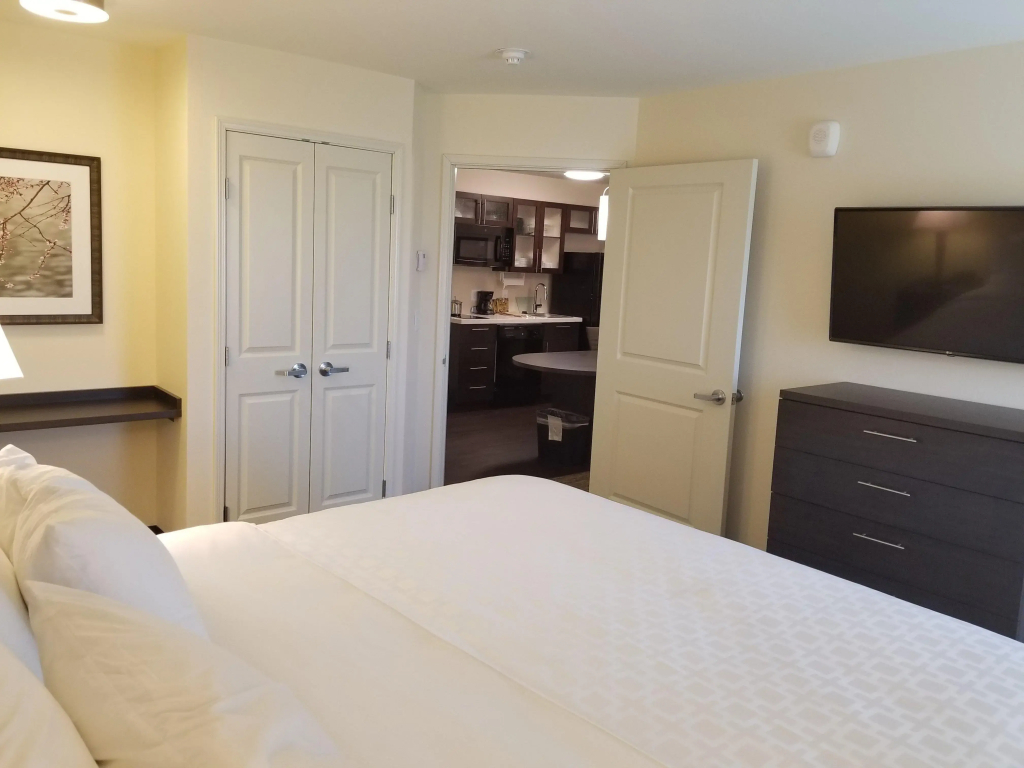Candlewood Suites Davenport by IHG - 2