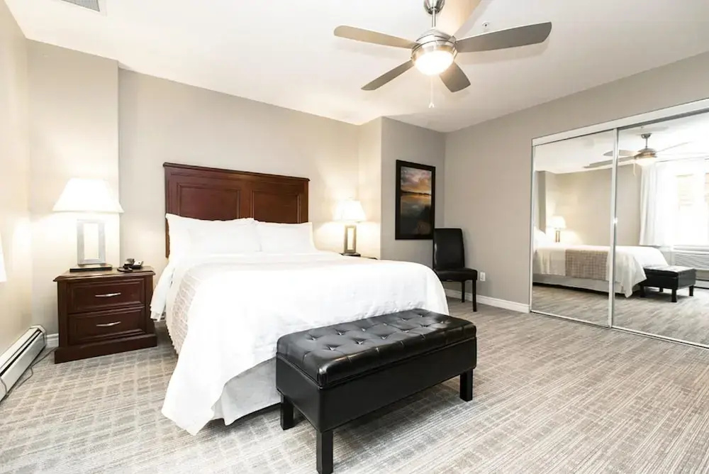 Canterra Suites Hotel - 4