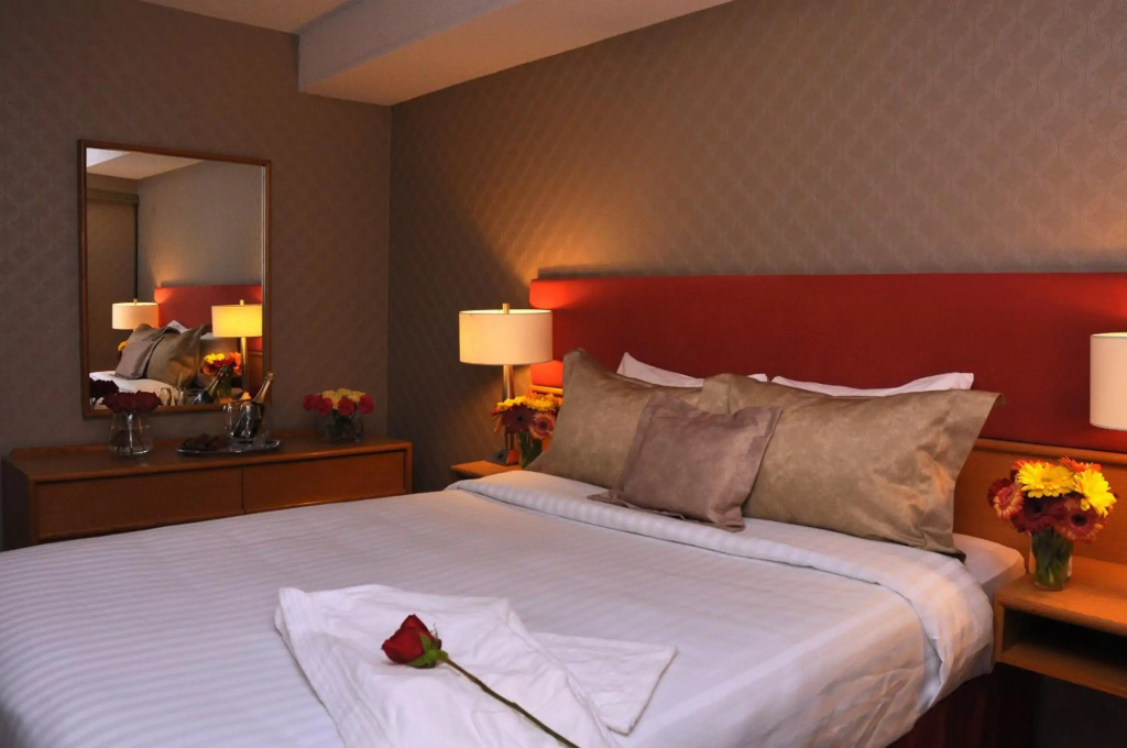 Cartier Place Suite Hotel - 2