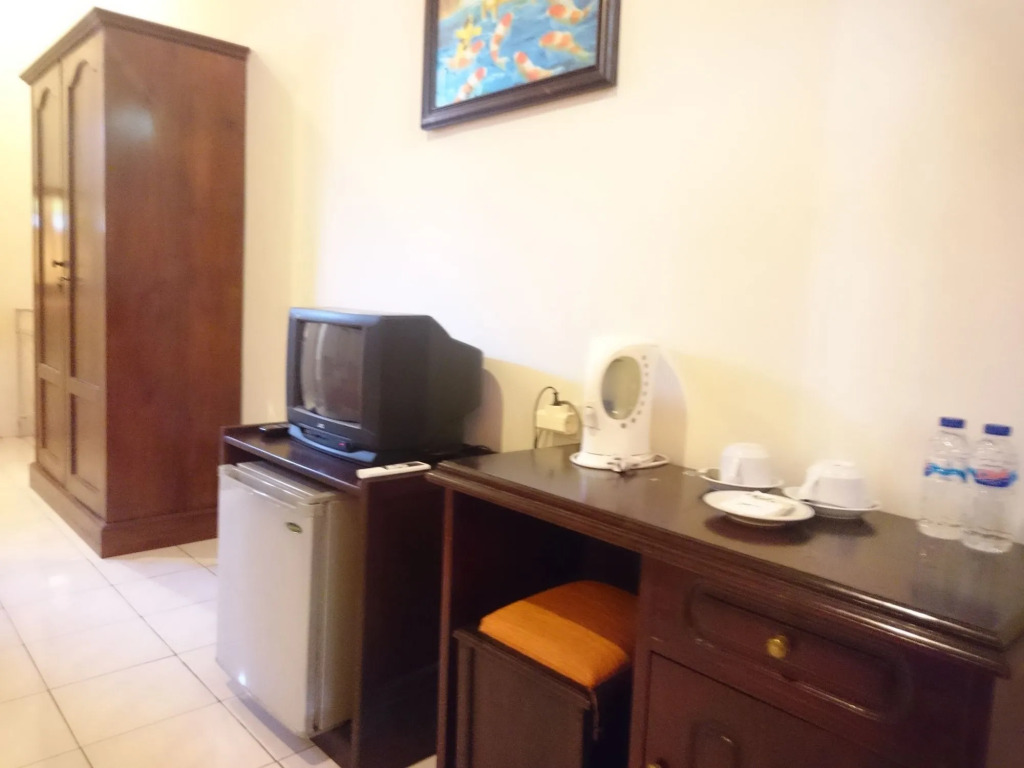 Catur Adi Putra Hotel - 3
