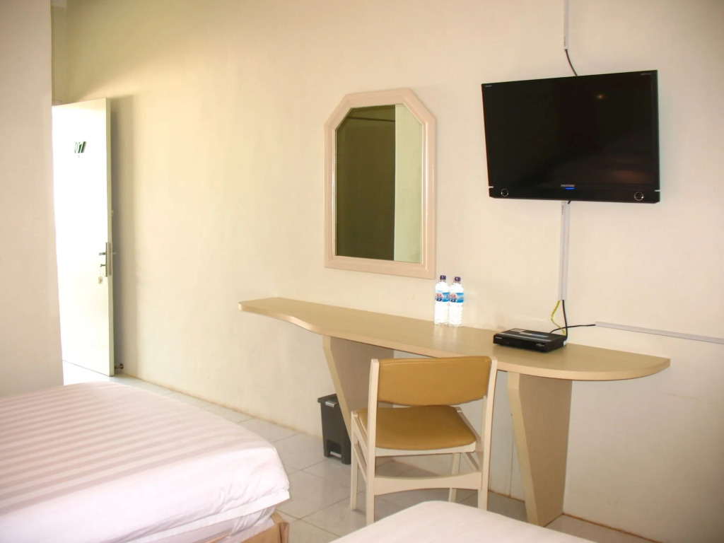 Cengkareng Transit Hotel - 2