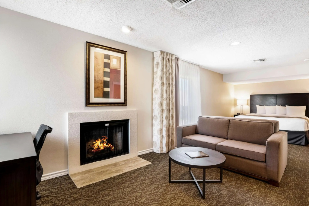 Chase Suite Hotel El Paso - 2