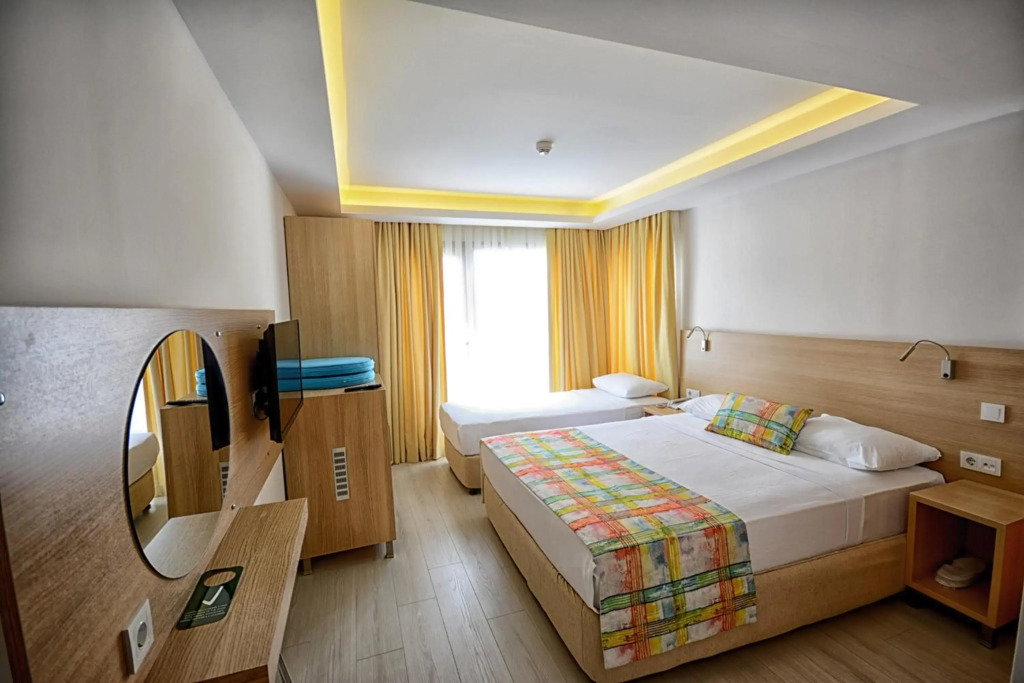 City Hotel Marmaris - 4
