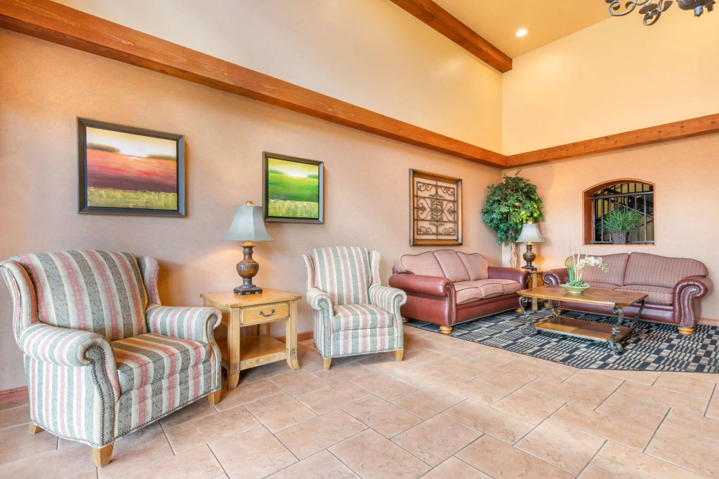 Clarion Inn Ormond Beach at Destination Daytona - 2