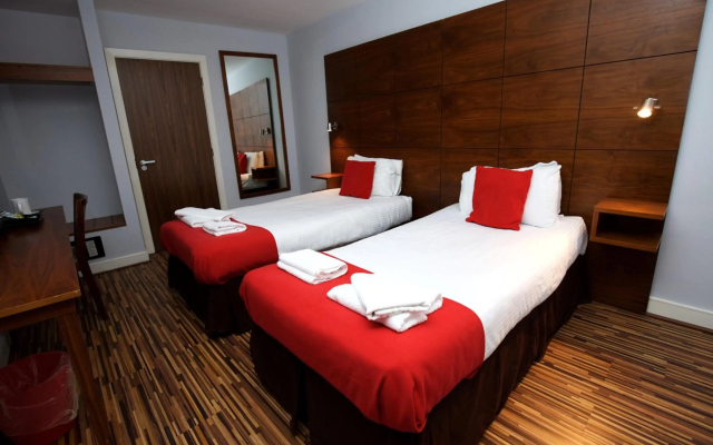 Cocoon at The International Inn - 3