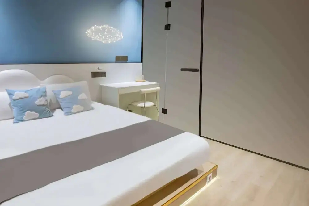 Colorstory Hotel - 2