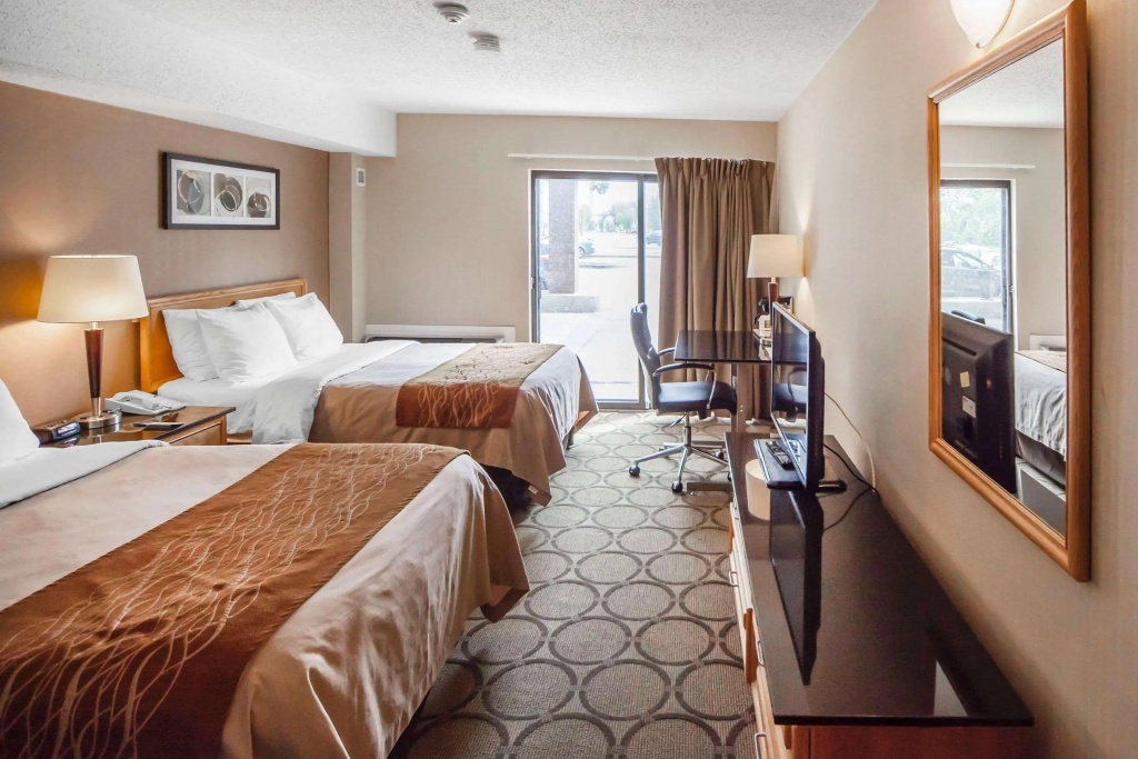 Comfort Inn West Edmonton - 4