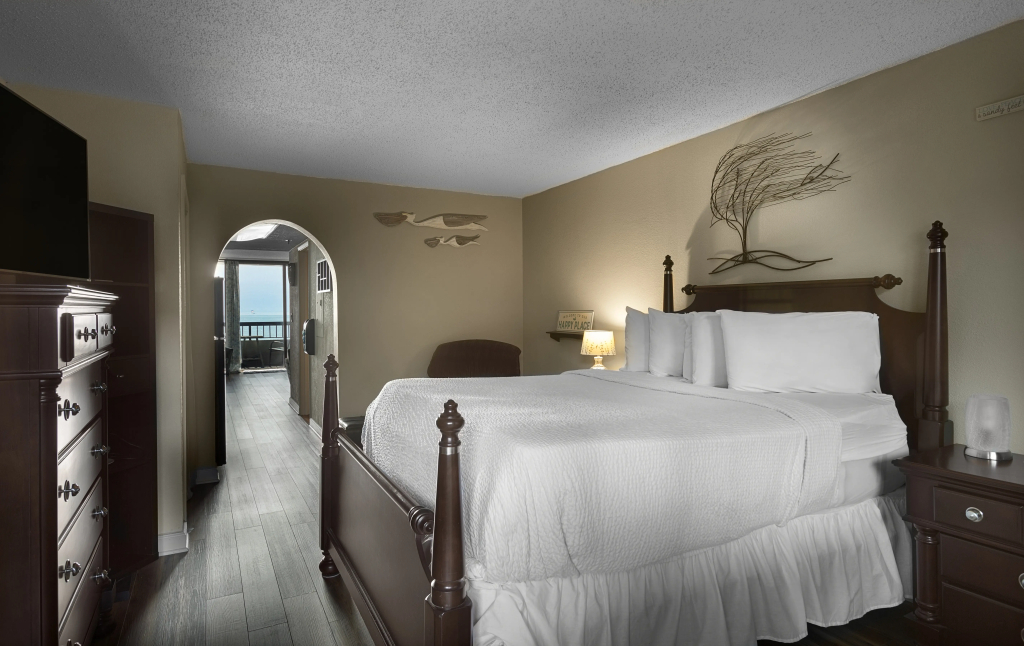 Compass Cove Resort - 3