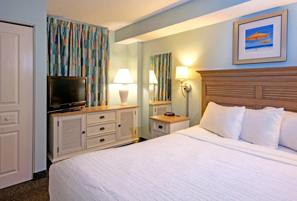 Compass Cove Resort - 4