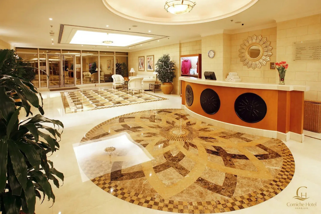 Corniche Hotel Sharjah - 2