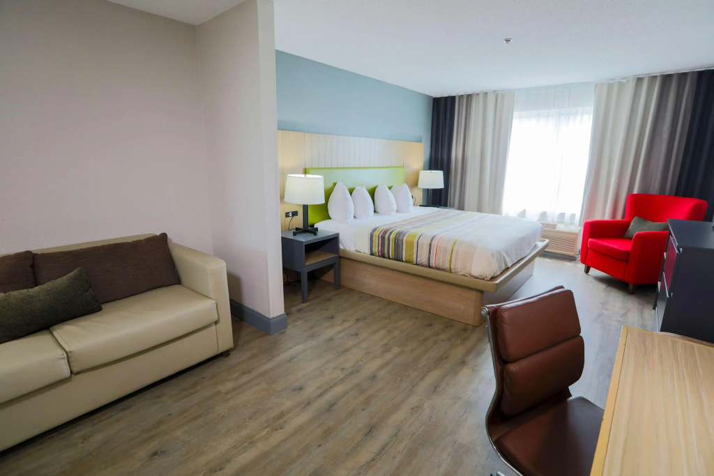 Country Inn & Suites by Radisson, Myrtle Beach, SC - 5