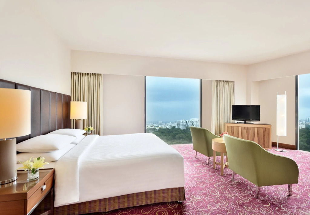 Courtyard by Marriott Hyderabad - 4