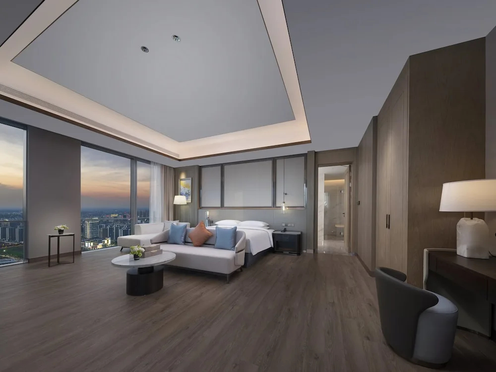 Crowne Plaza Hangzhou Linping by IHG - 4