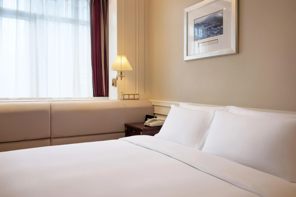 Crowne Plaza Hotel & Suites Landmark Shenzhen by IHG - 4