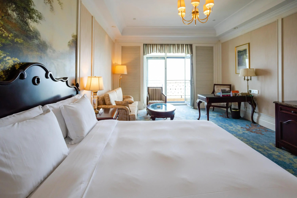 Crowne Plaza Qingdao Ocean Spring Resort by IHG - 4