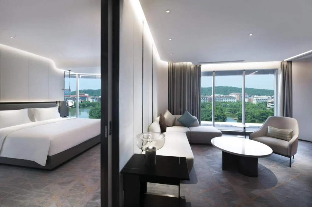 Crowne Plaza Wuhan Optics Valley by IHG - 3