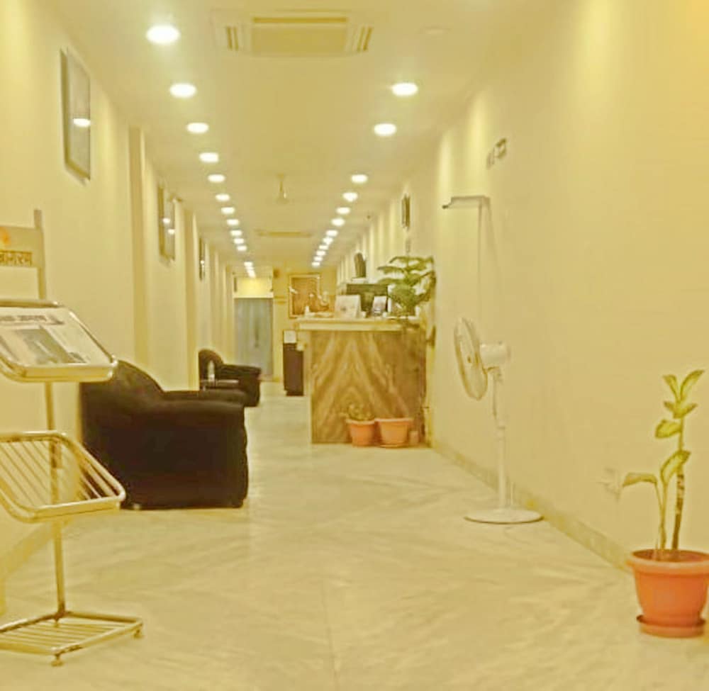 DIDI Hotel Alambagh - 4