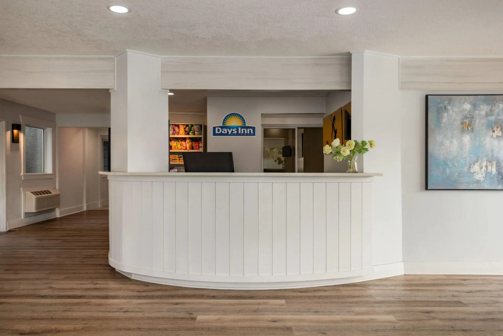 Days Inn by Wyndham Kelowna - 2