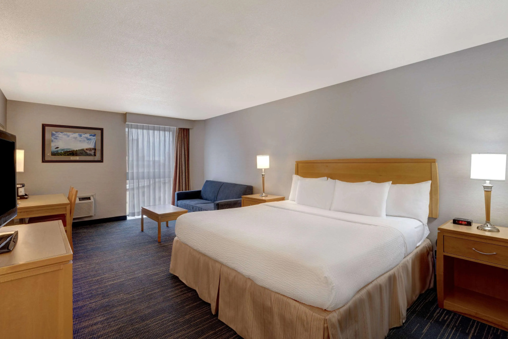 Days Inn by Wyndham Niagara Falls Near The Falls - 5