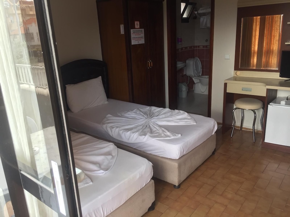 Defne Zevkim Hotel - 2