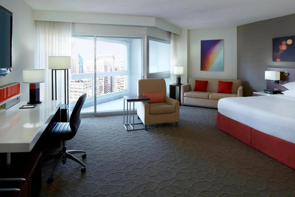 Delta Hotels by Marriott Montreal - 3